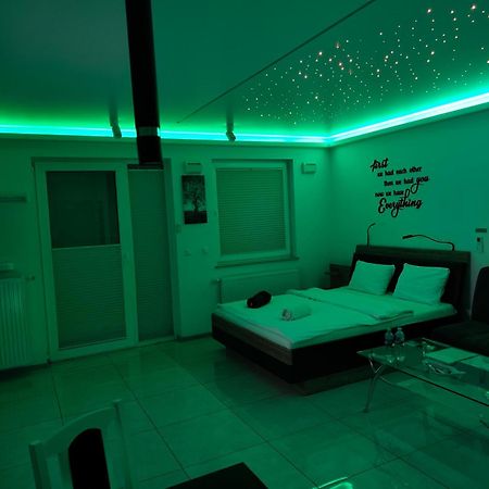 Good Day Apartments- Private Parking New Town 슈체친 객실 사진